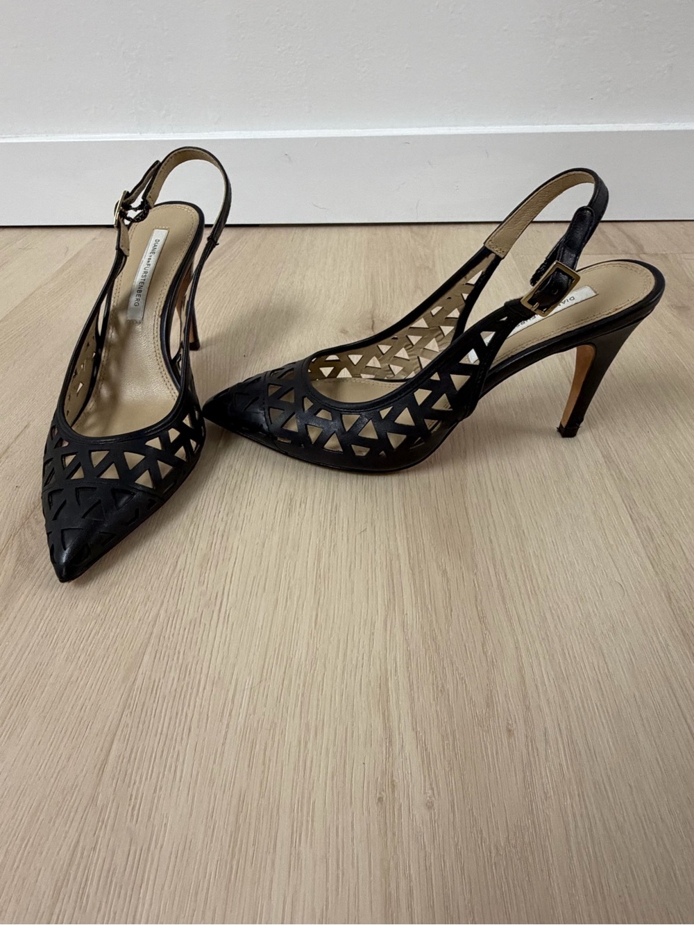 Diane Von Furstenberg Black Laser-Cut Slingback Pointed-Toe Heels